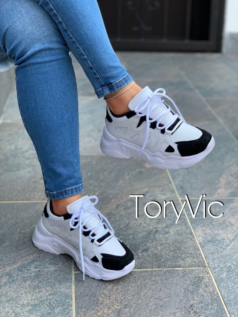Tenis de mujer-Venecia blanco negro ToryVic